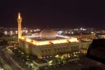 Kuwait Masjid Al Kabir (night).jpg